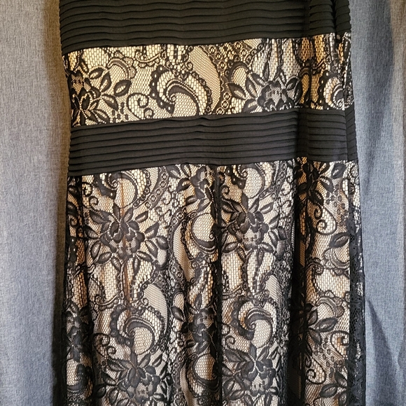 Candalite women's maxi dress black lace 2X NWOT - Picture 7 of 9